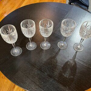 5 CRYSTAL ETCHED WINE GLASSES